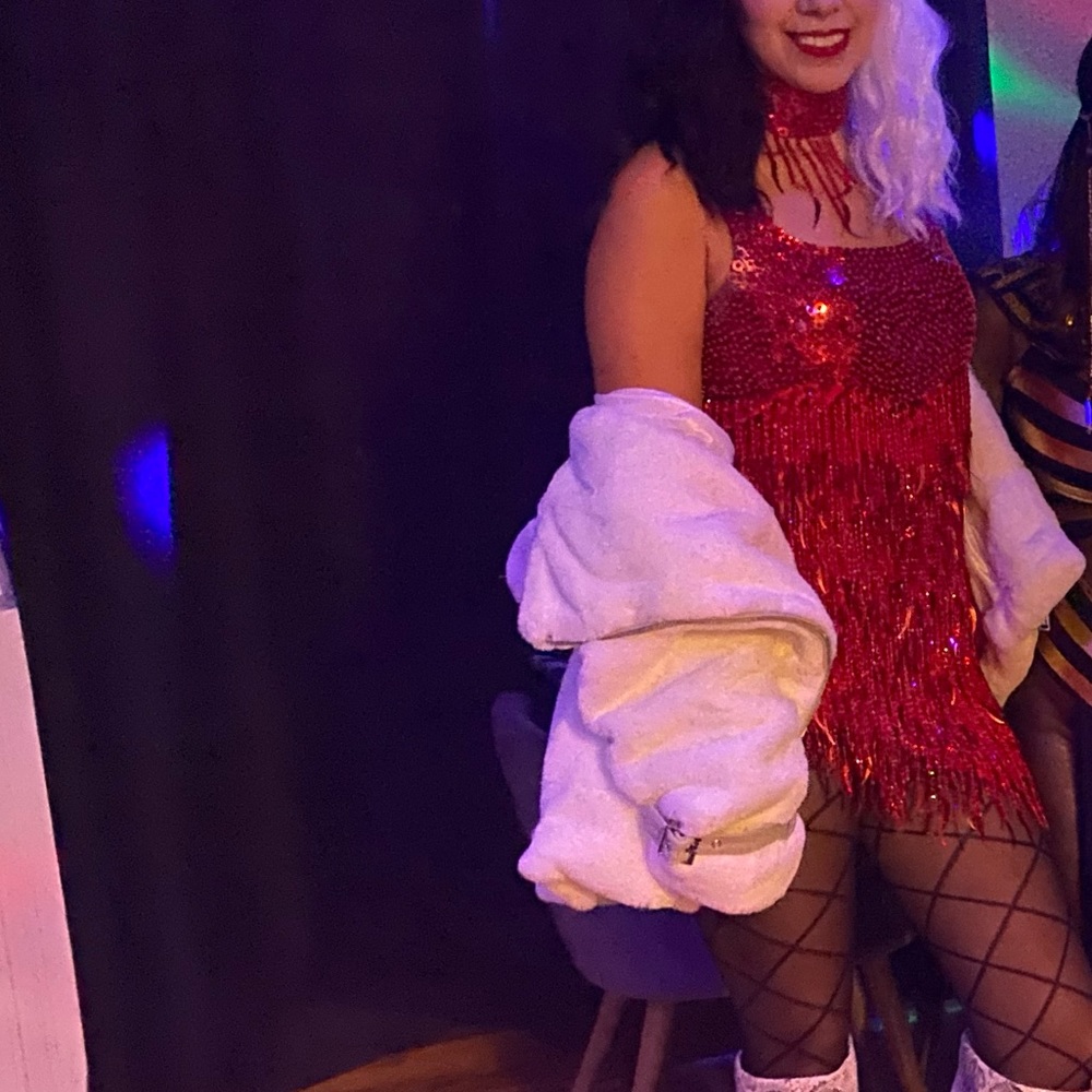 Costume - Picture 8 of 8